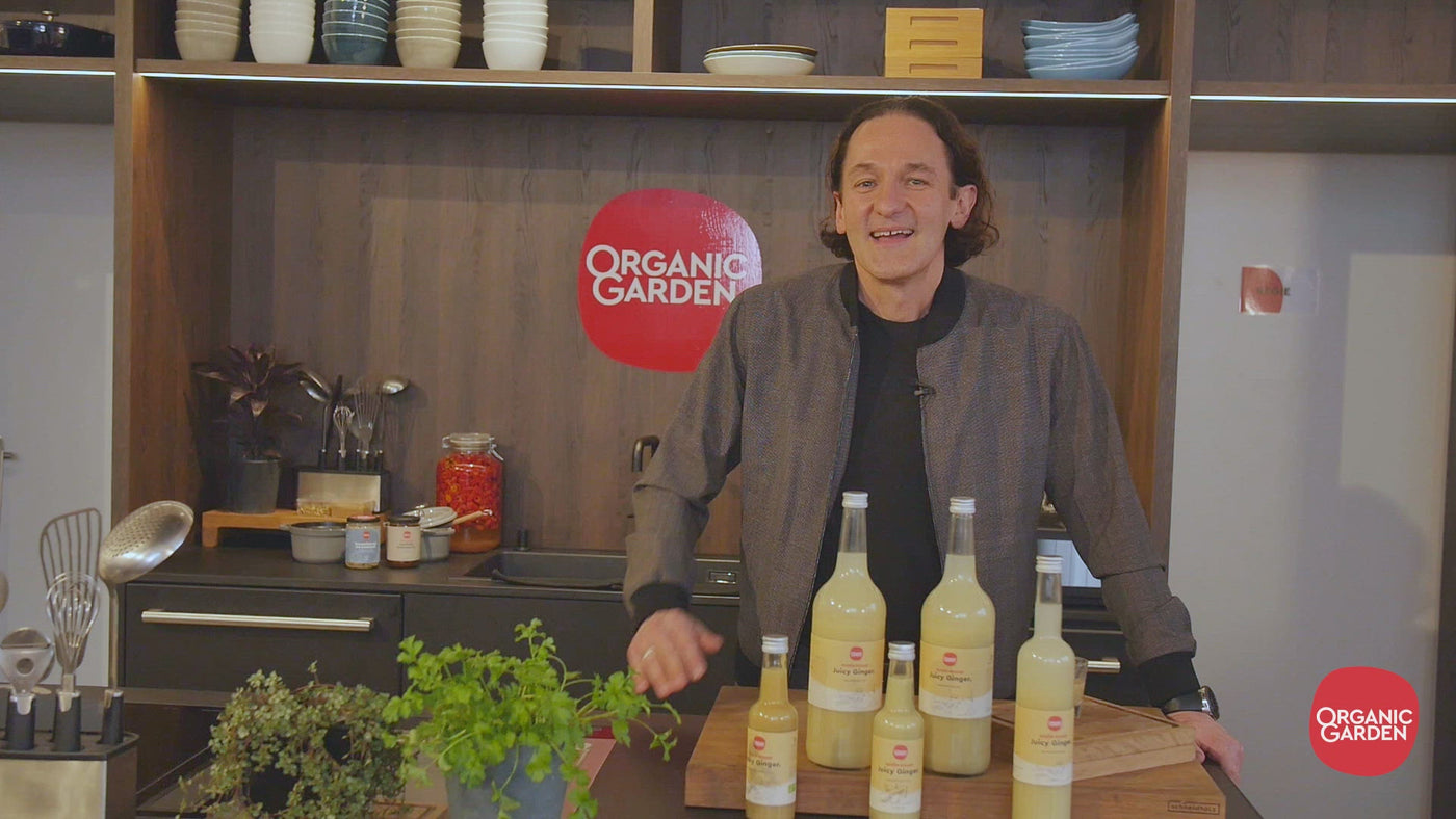 Organic Garden CEO Martin Wild stellt den Organic Garden Juicy Ginger vor. 